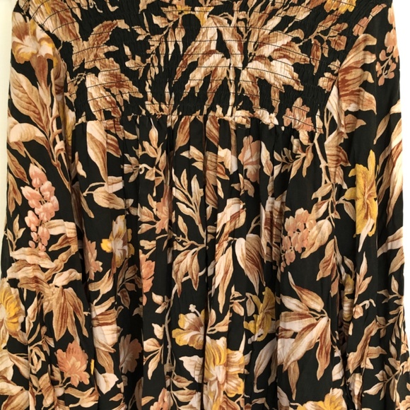 H&M Caftan - Picture 2 of 6